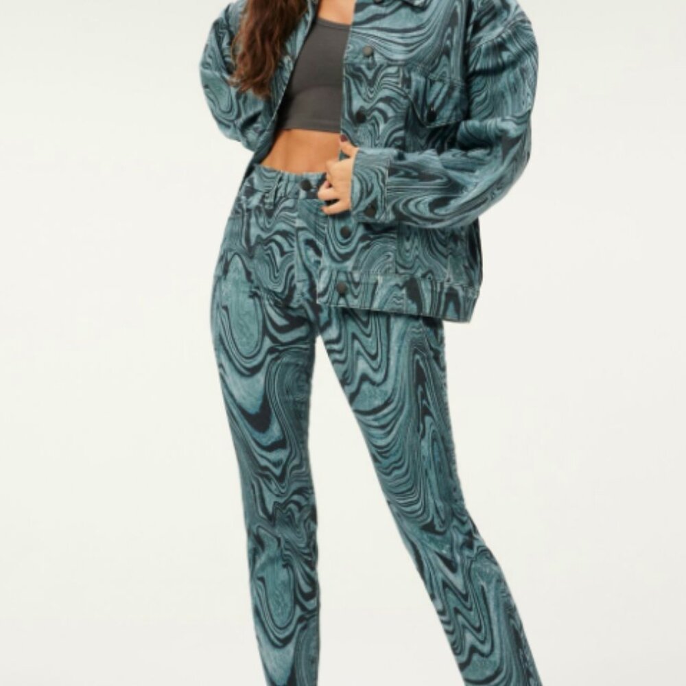 Good American GOOD CLASSIC INK SWIRL Jeans, Size 10 / 30